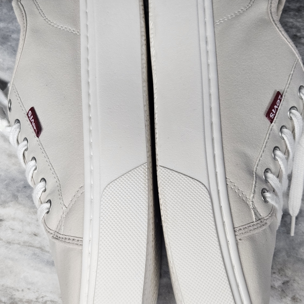 Levi's Classic Platform Size 8.5 Tan W/White Soles Sneakers - Picture 2 of 9
